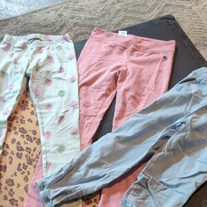 3 Pairs Girls Bottoms. 8/10 Champion, Cat And Jack, And Childrens Place